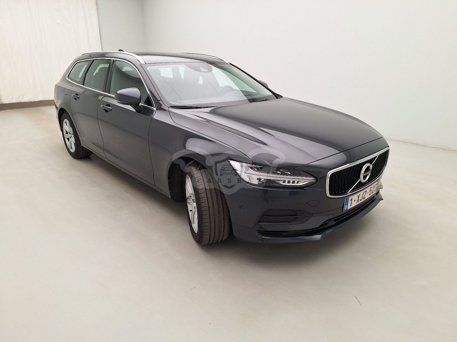 Volvo V90 D3 Momentum 2018