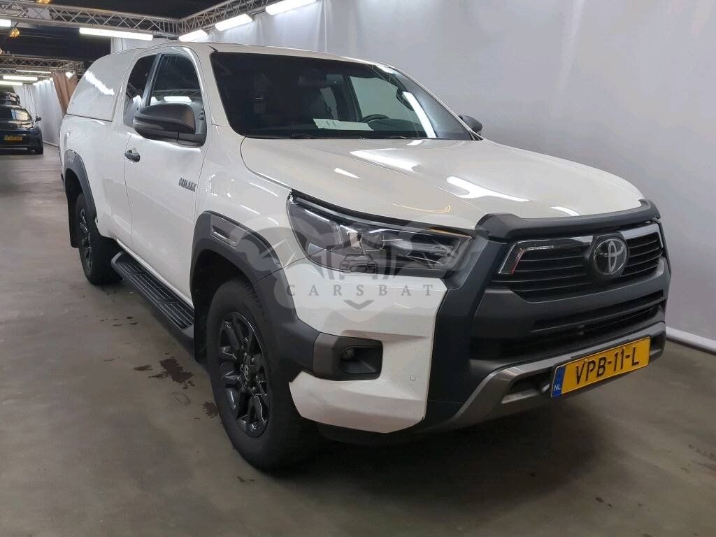 Toyota Hilux 2.8 D-4D Invincible 2022