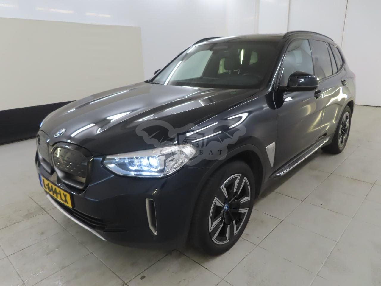 BMW iX3 80 kWh 2021