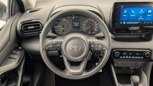 Toyota Yaris Dynamic 2024