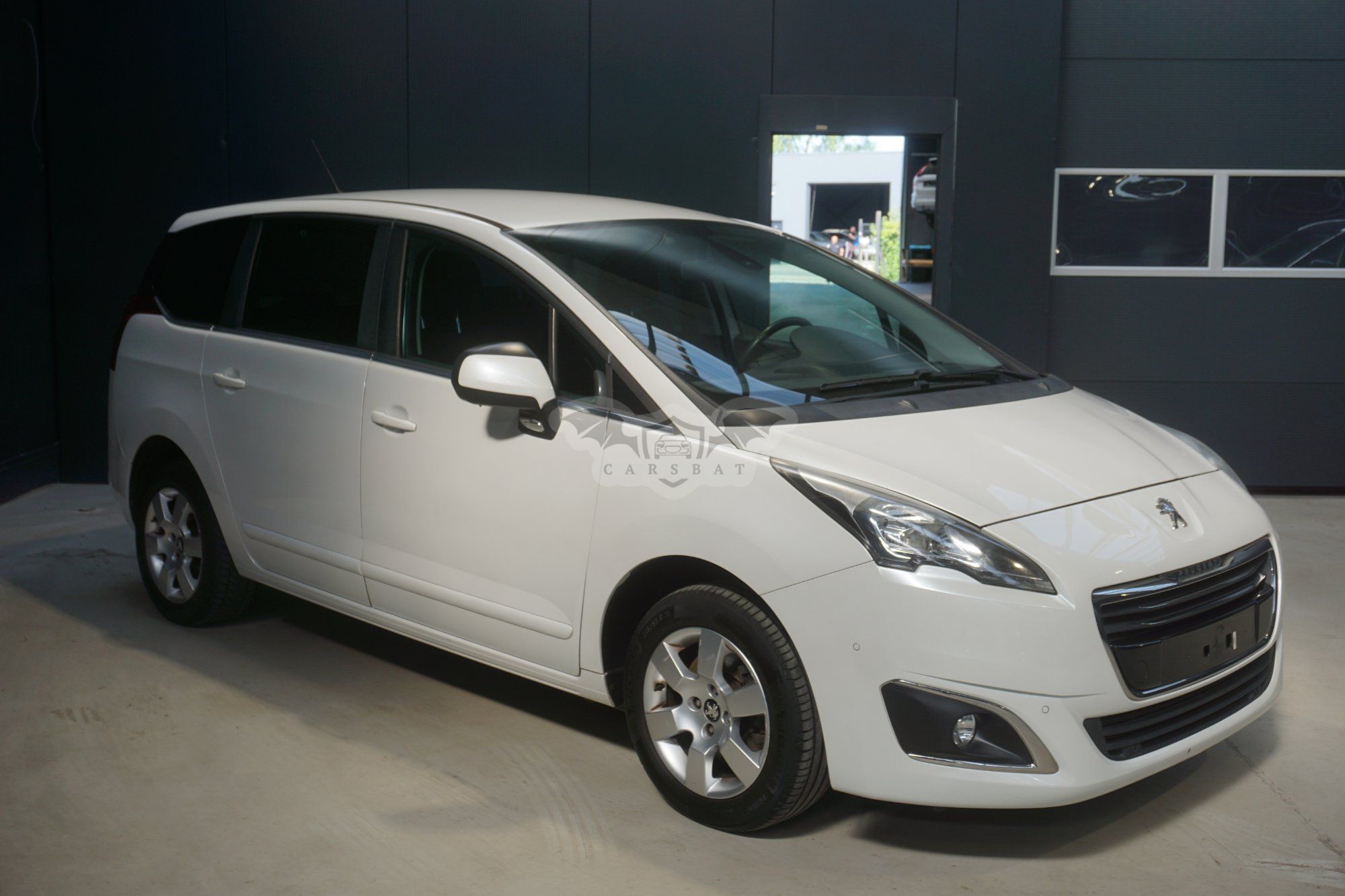 Peugeot 5008 1.2i Active 2016