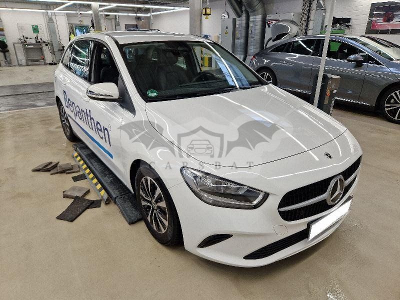 Mercedes-Benz B 180 2024