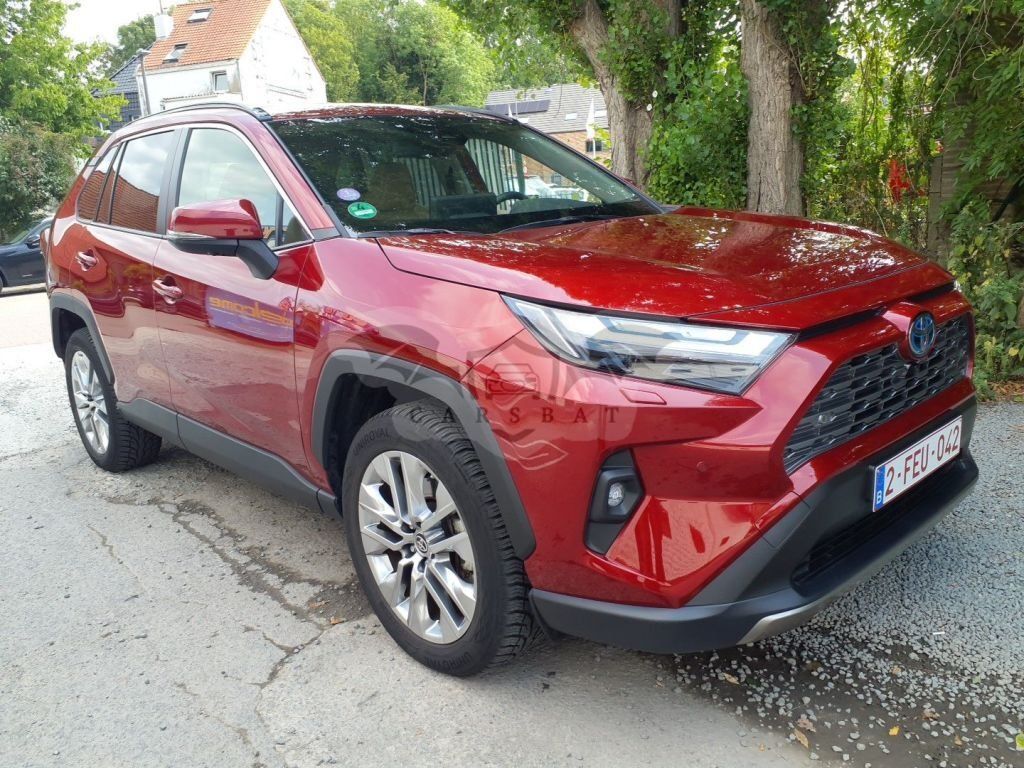 Toyota Rav4 2.5i Premium 2024