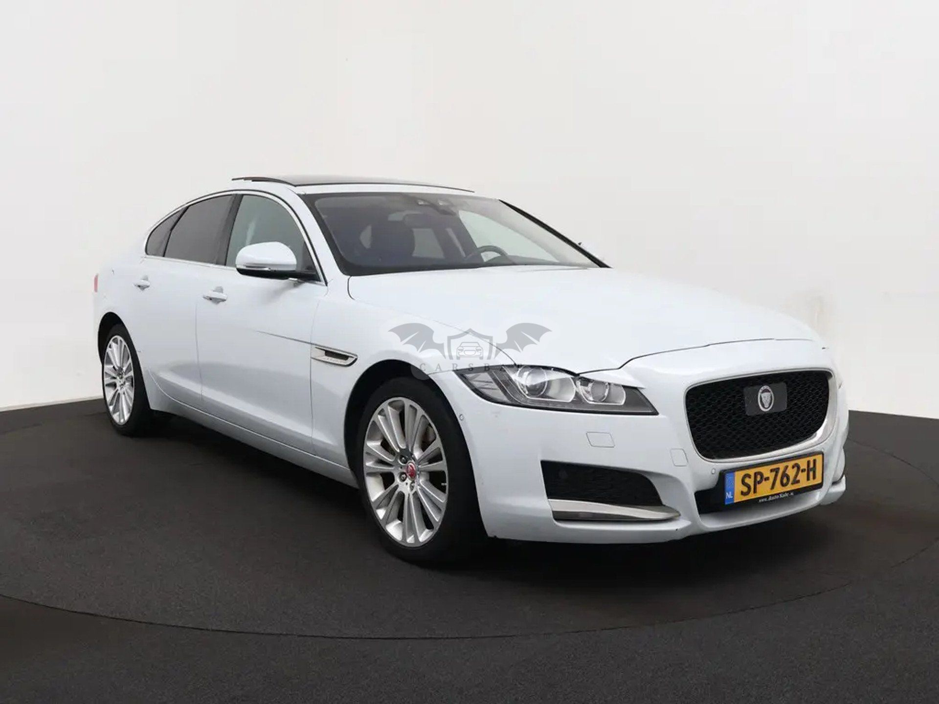 Jaguar XF 2.0d Portfolio 2016