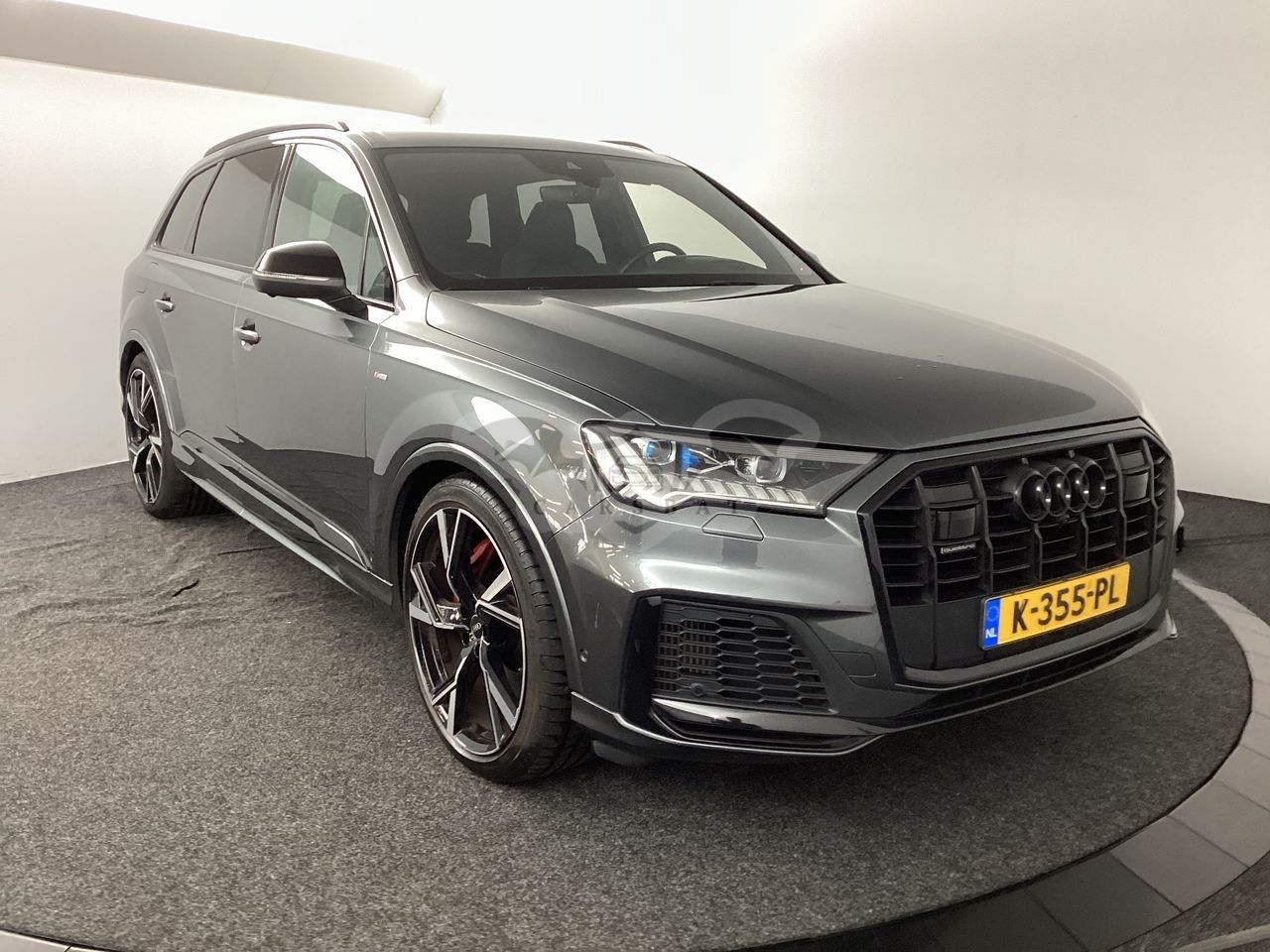 Audi Q7 60 TFSIe Competition 2021