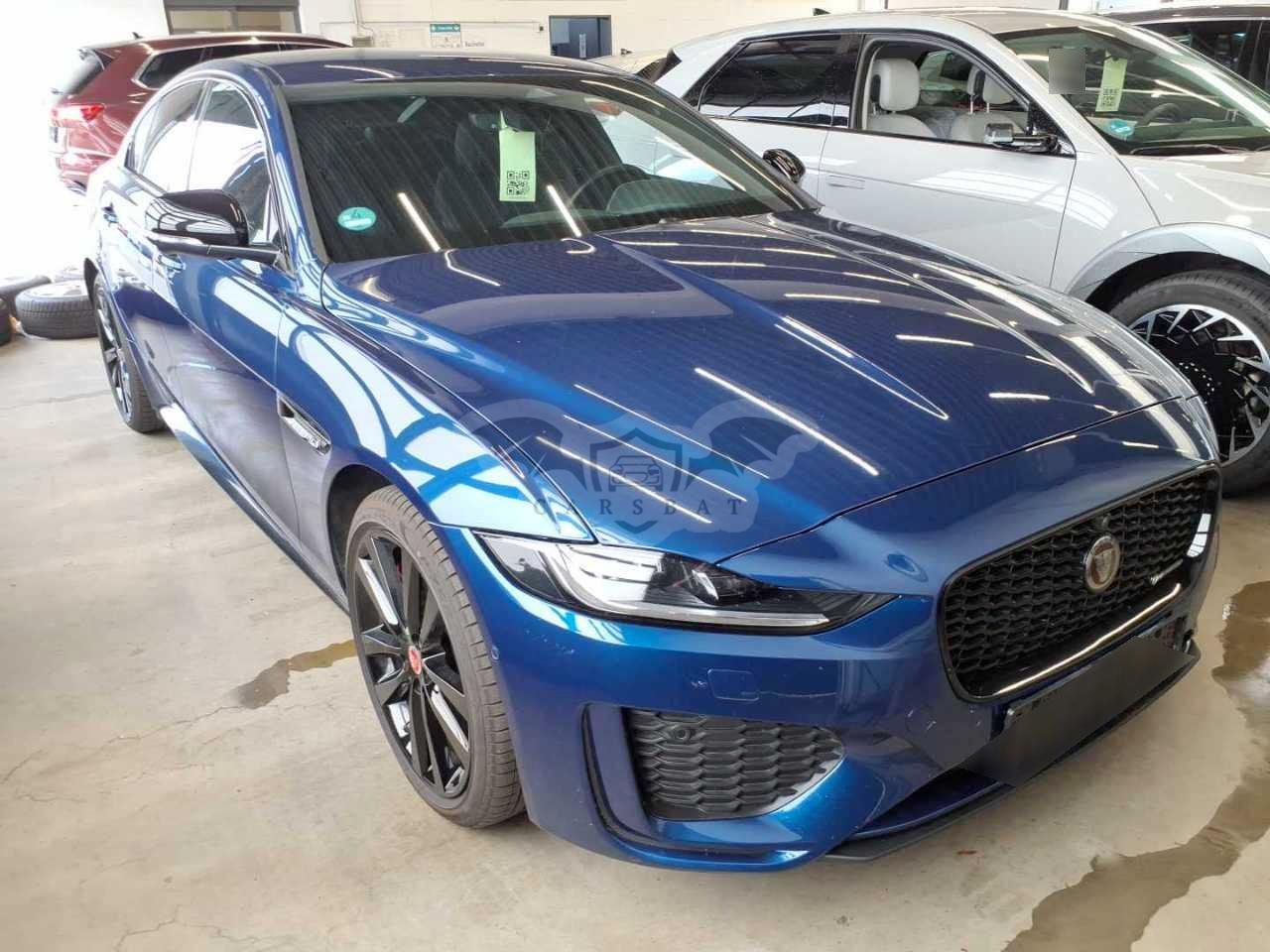 Jaguar XE R-Dynamic S 2022