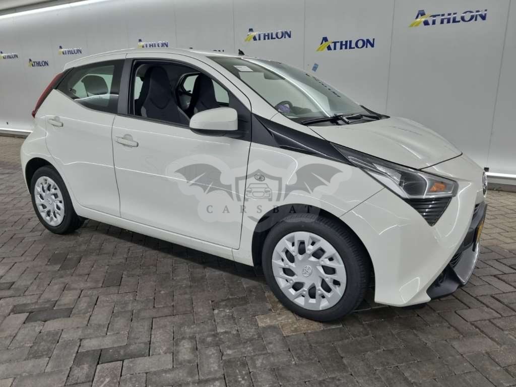 Toyota Aygo 1.0 VVT-i X-Play 2021