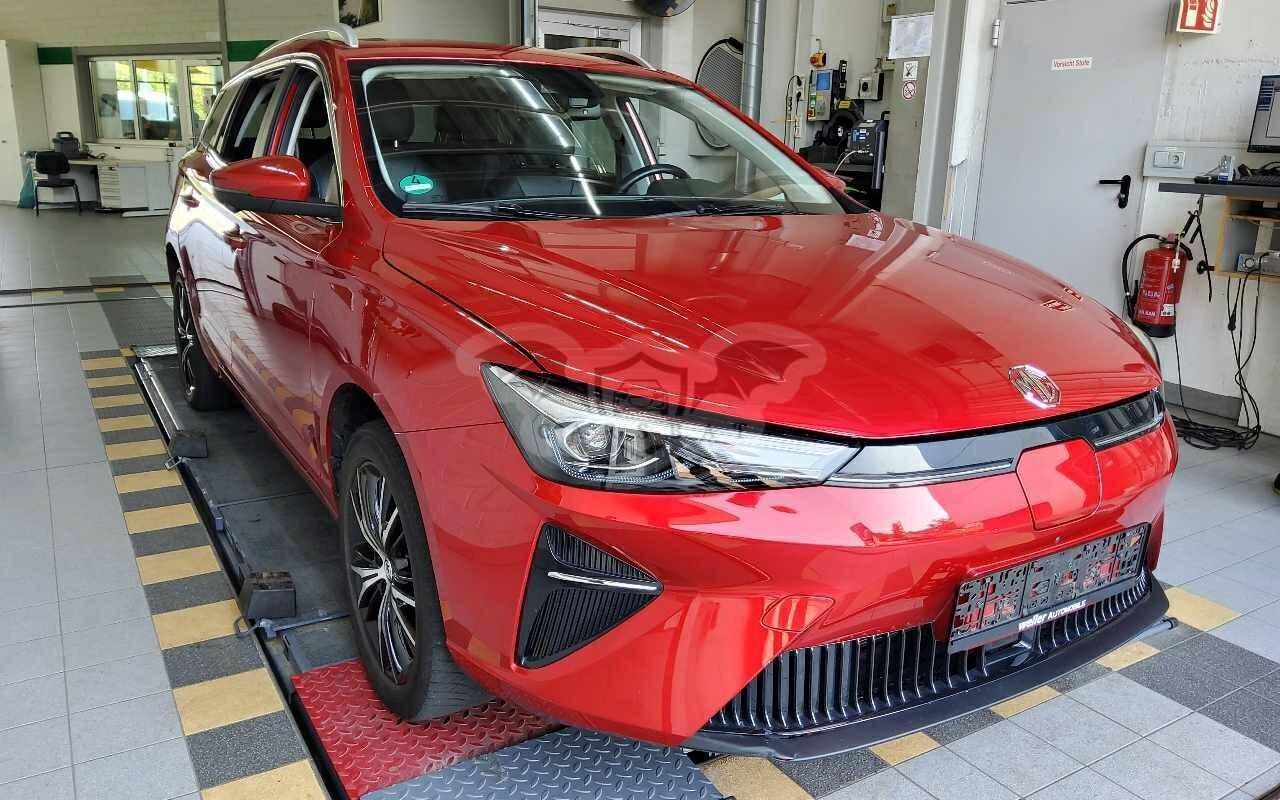 MG MG5 Luxury 2023