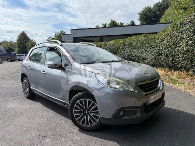 Peugeot 2008 1.2i Active 2014