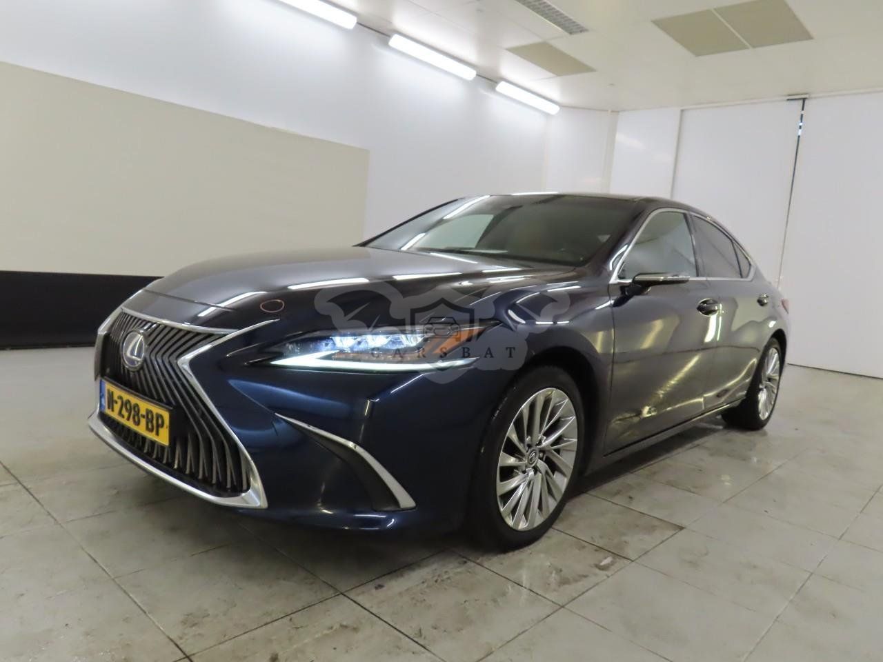 Lexus ES 300h 2021