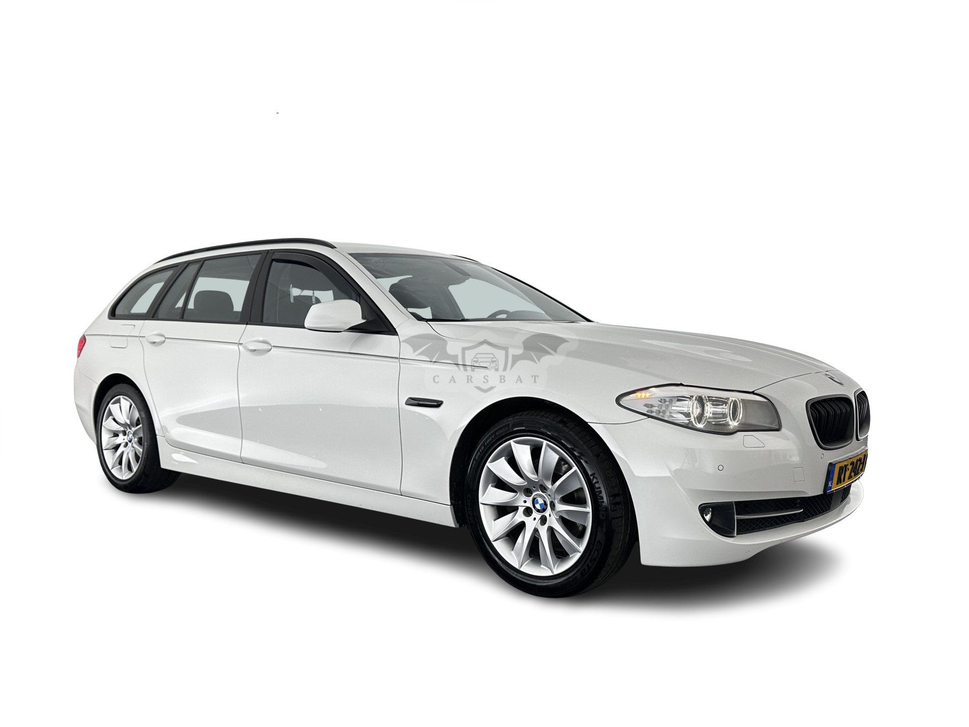 BMW 5 Series Touring 520d 2011