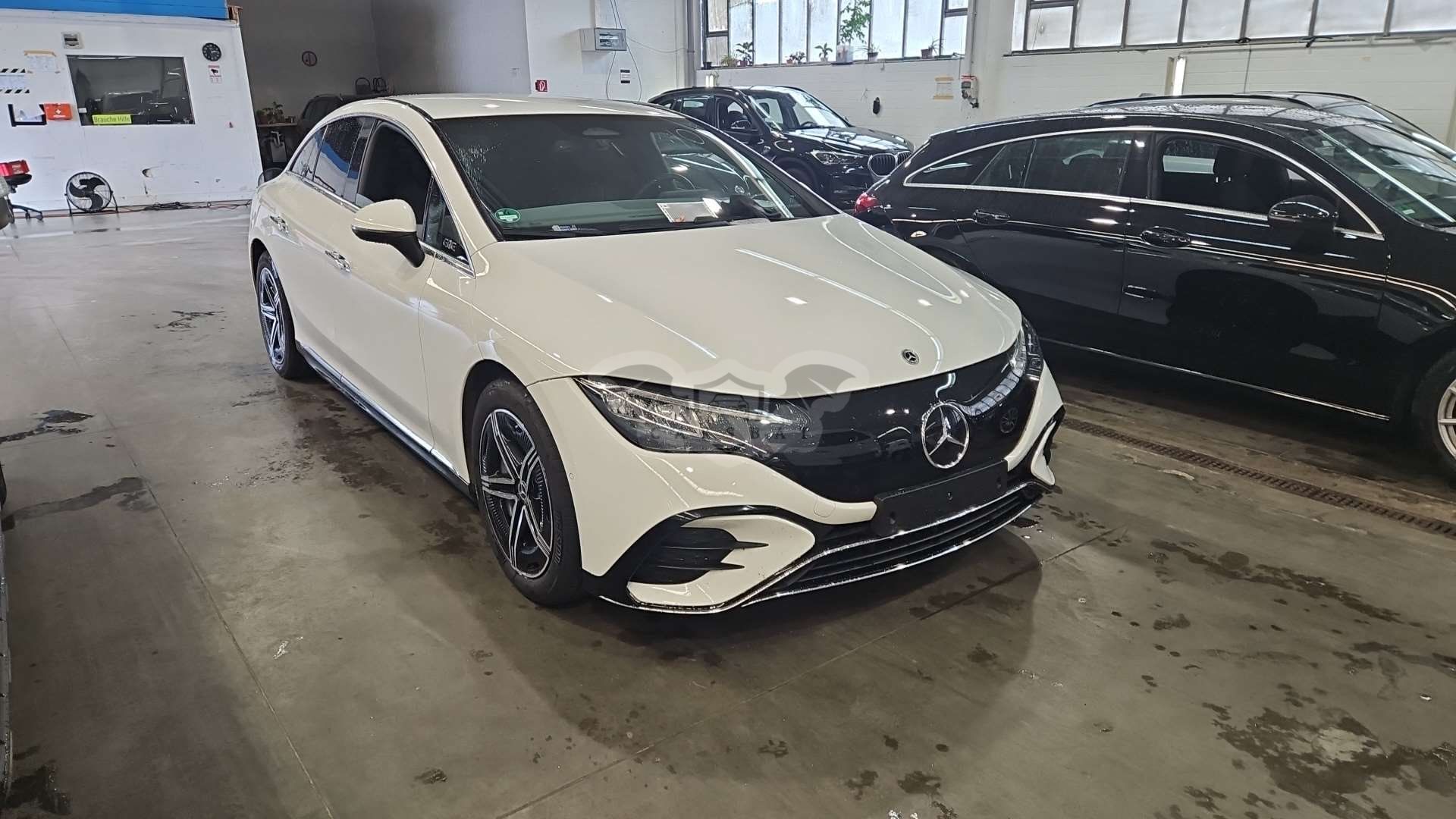 Mercedes-Benz EQE 300 Electric Art 2024
