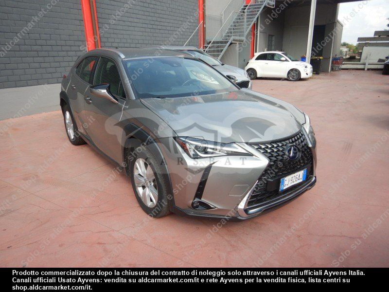 Lexus UX Business 2022