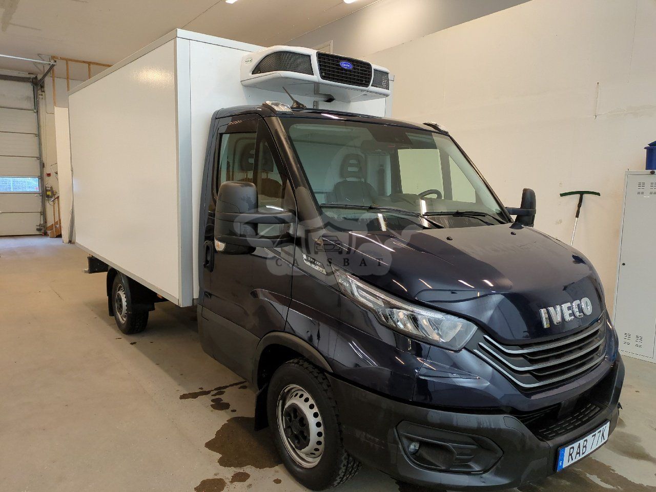 Iveco Daily box 2.3 2023