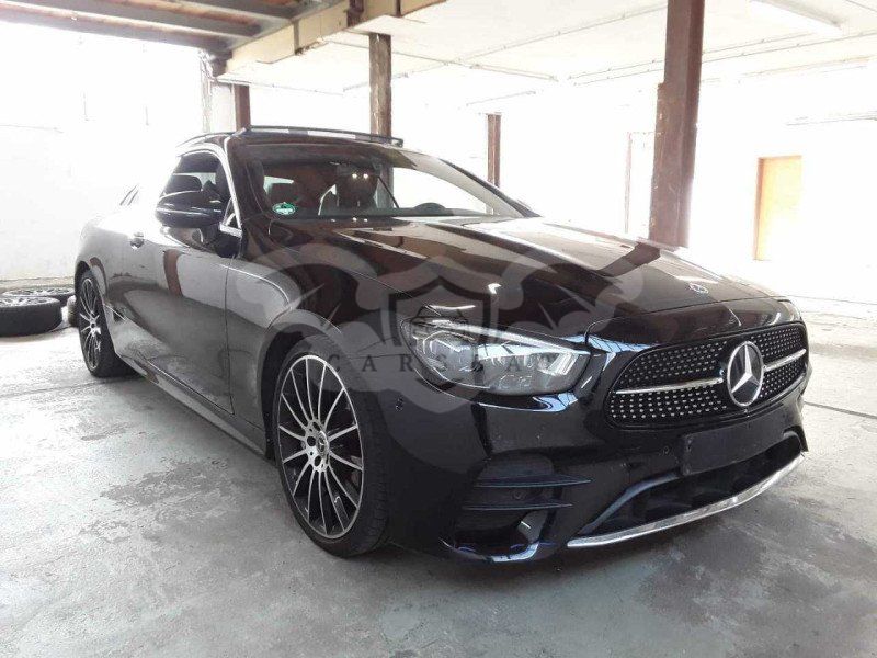 Mercedes-Benz E 300 AMG Line 2021