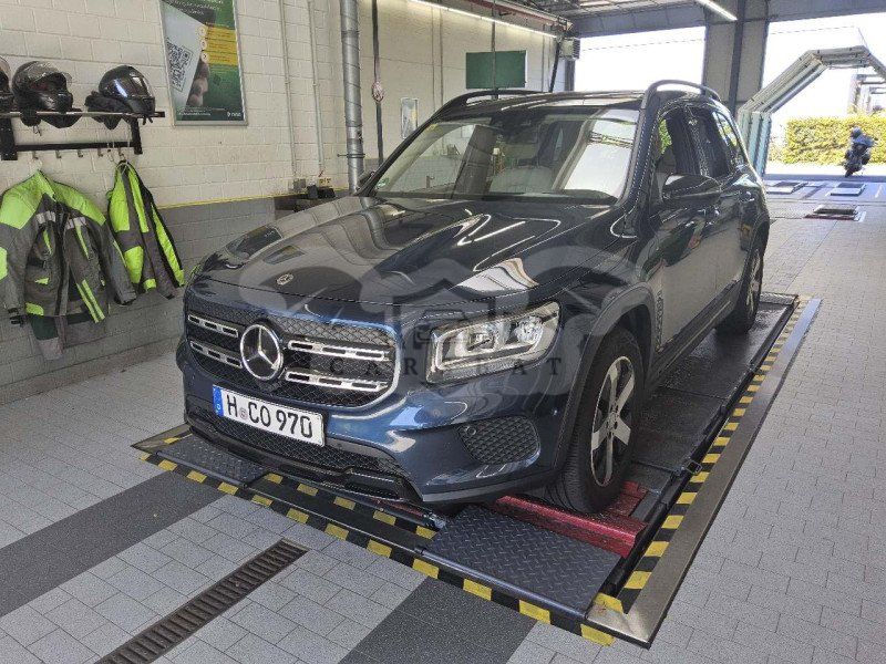 Mercedes-Benz GLB 200d Progressive 2021