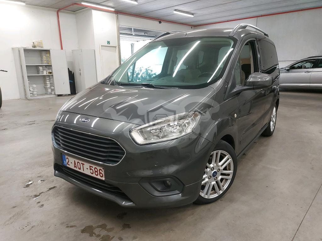 Ford Tourneo Courier 1.5 TDCI Titanium 2021