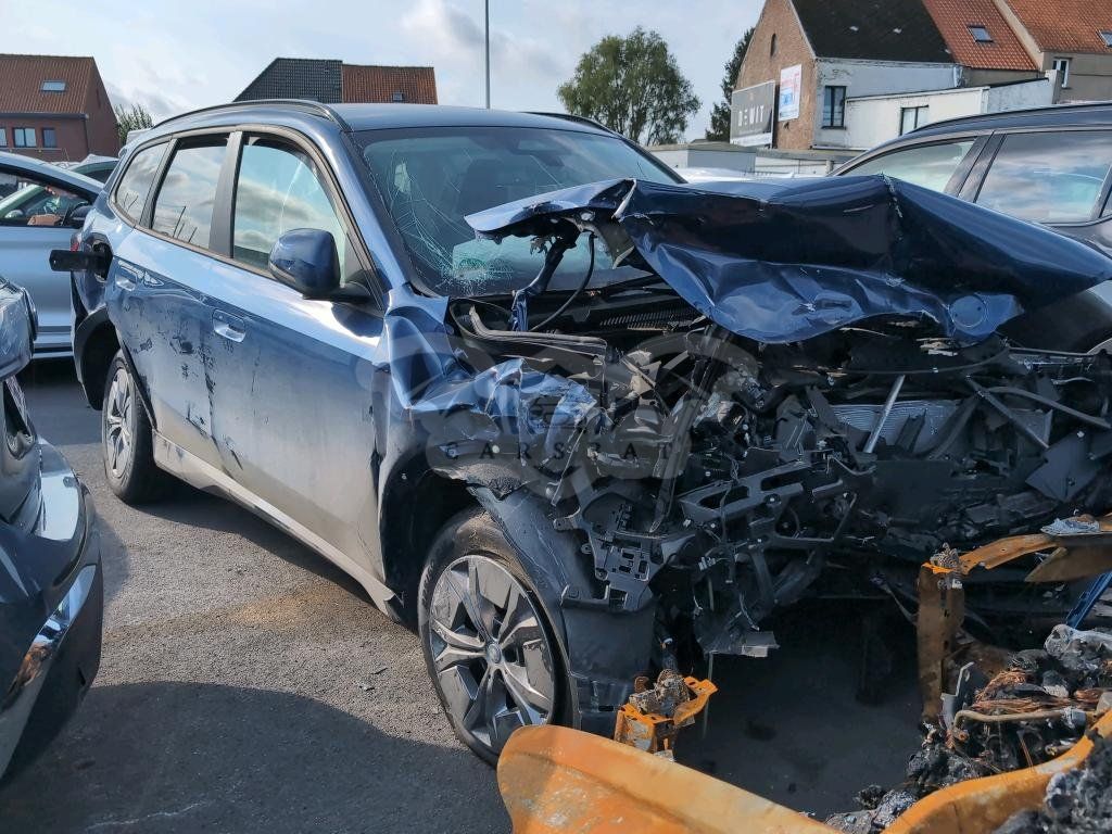 BMW iX1 2024