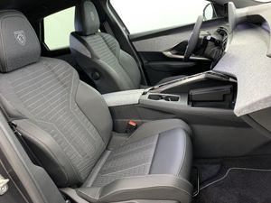 Peugeot 3008 1.2 GT 2025