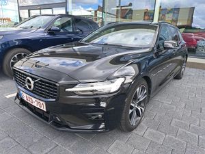 Volvo V60 B3 R-Design 2021