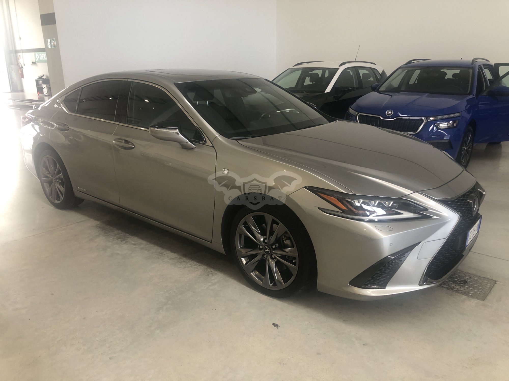 Lexus ES 300h F-Sport 2021