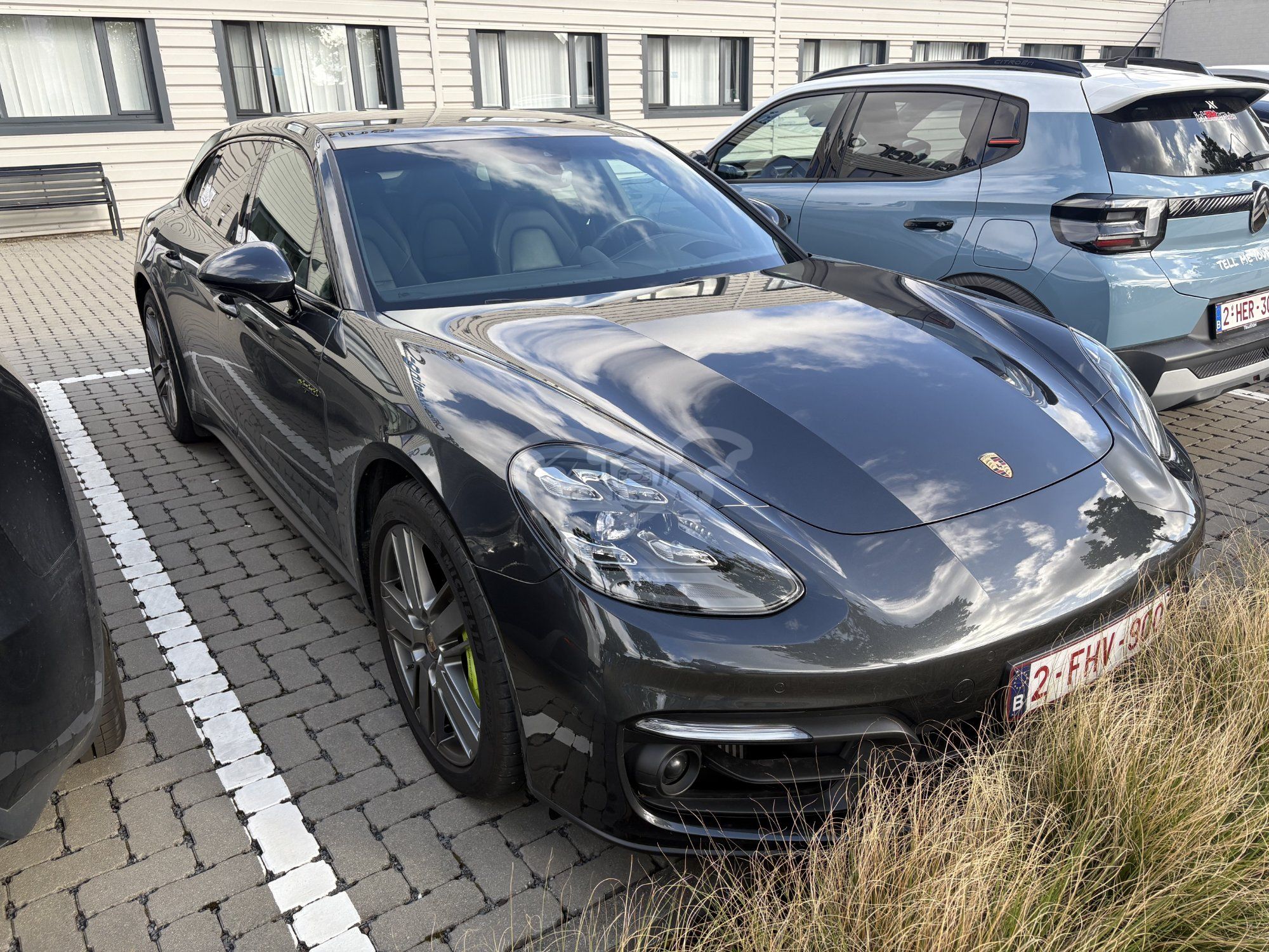 Porsche Panamera 4 2022