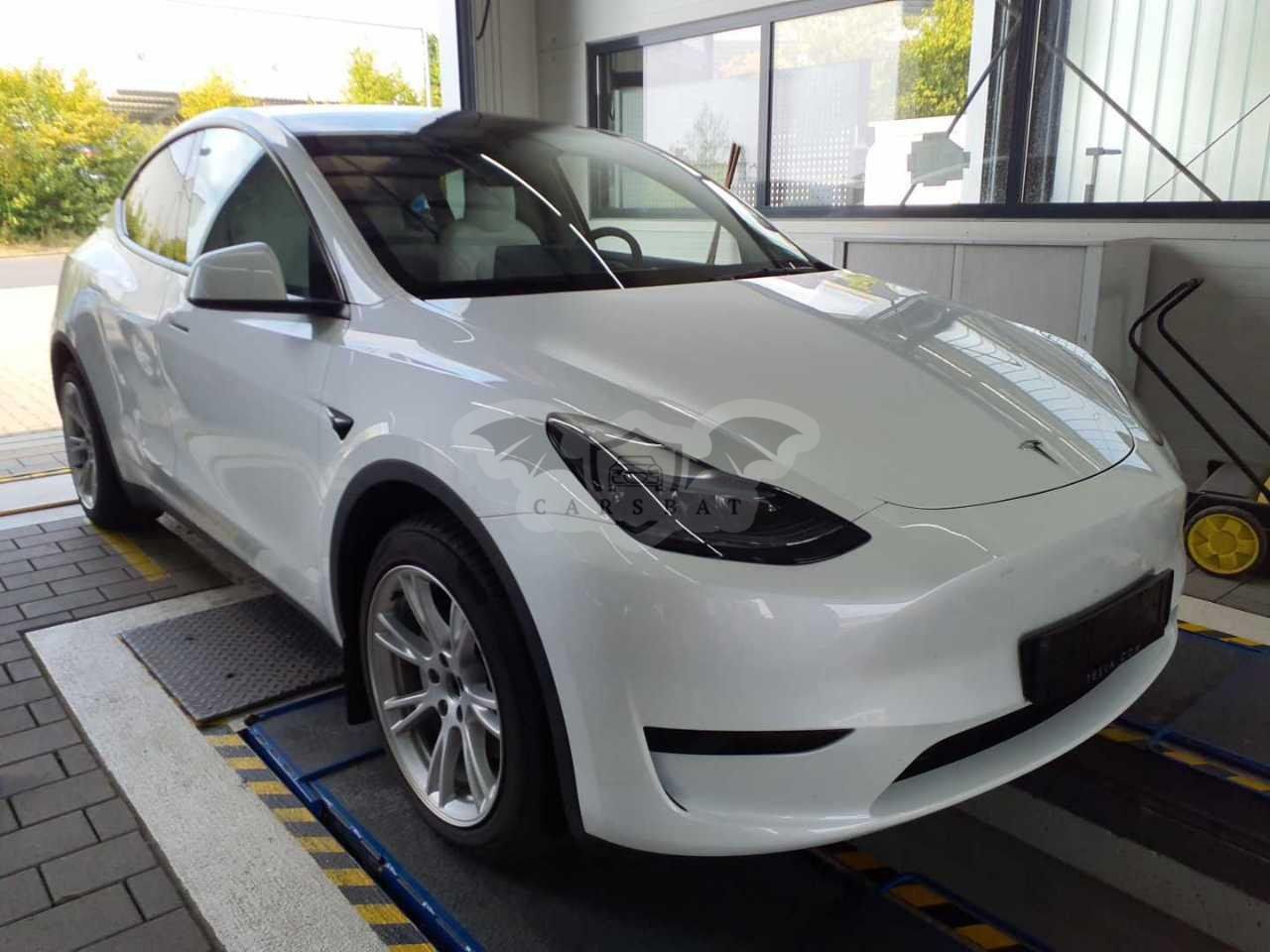 Tesla Model Y Standard Range 2023