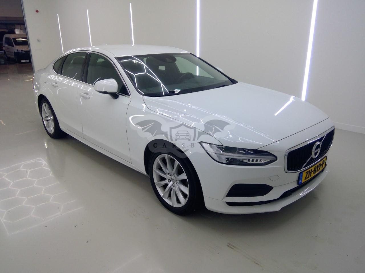 Volvo S90 T4 Momentum 2019