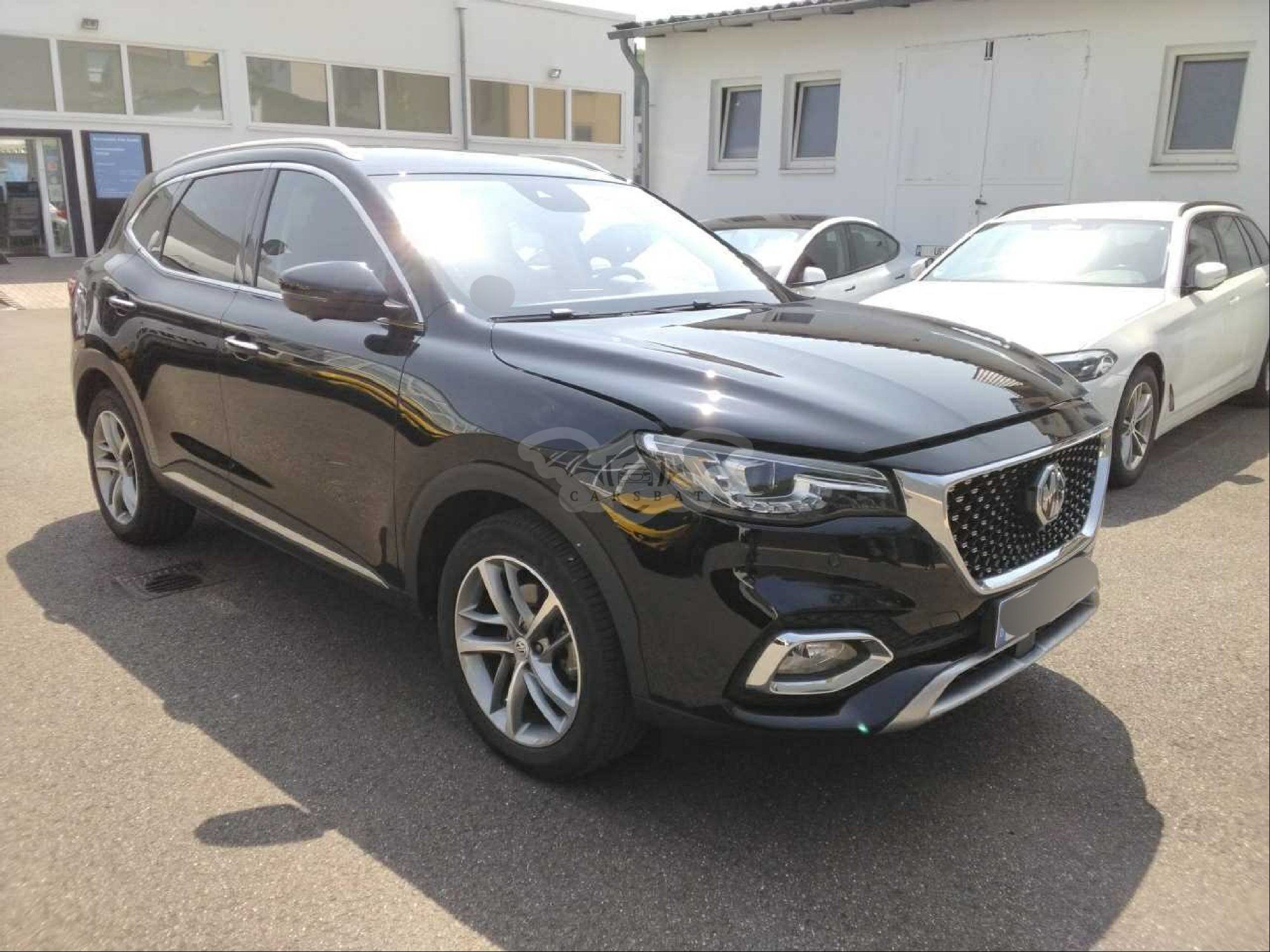 MG EHS Luxury 2022