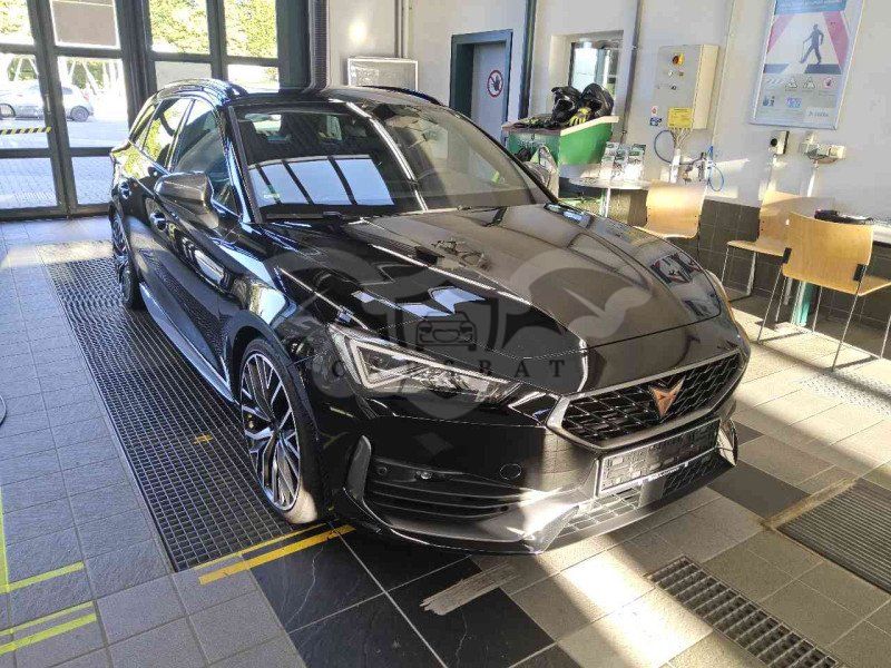 Cupra Leon Sportstourer 2.0 TSI VZ 2021
