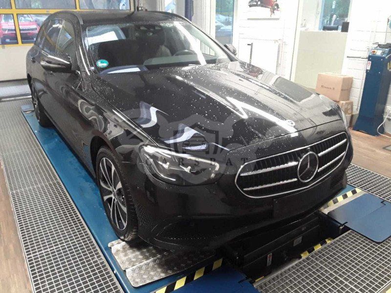 Mercedes-Benz E Break 300de Avantgarde 2022