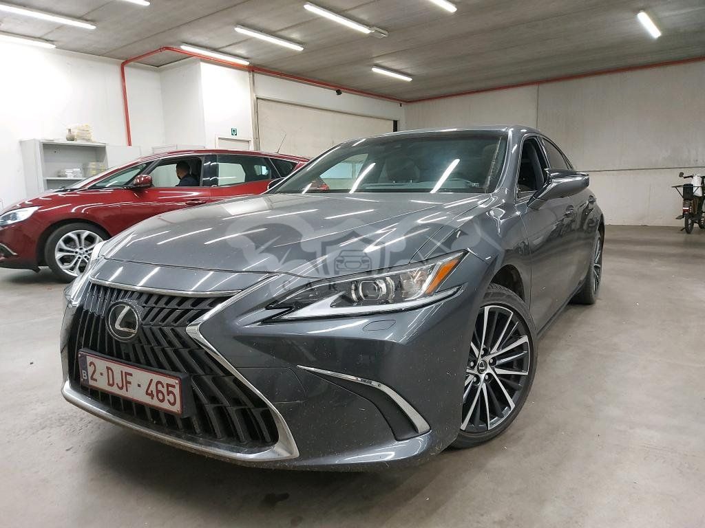 Lexus ES 300h Executive 2023