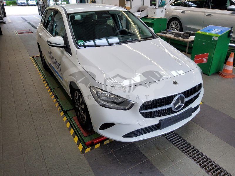 Mercedes-Benz B 180 2024