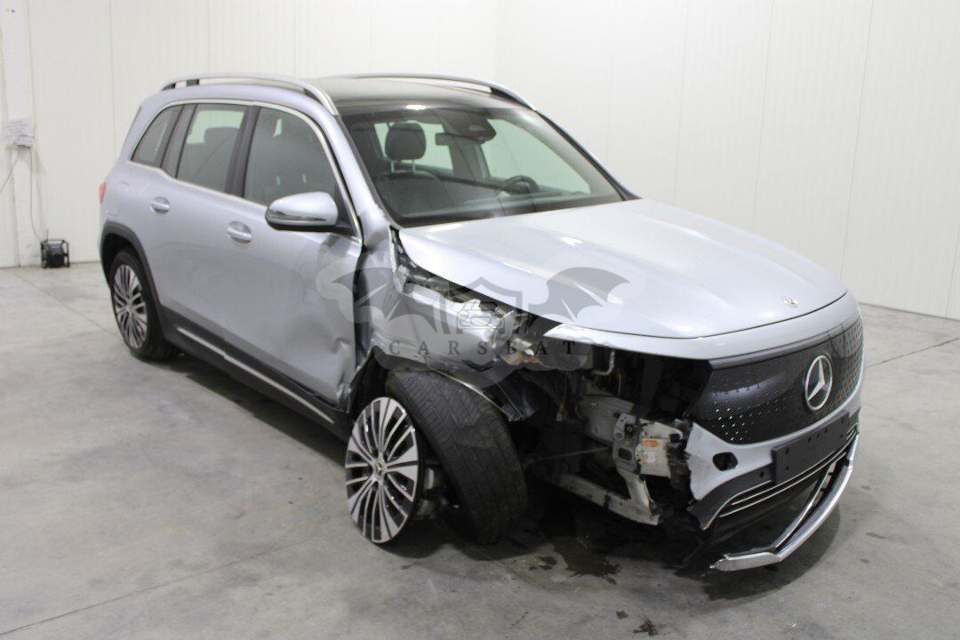 Mercedes-Benz EQB 250 2025