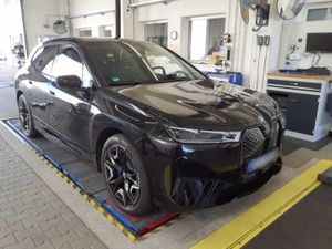 BMW iX 40 2023