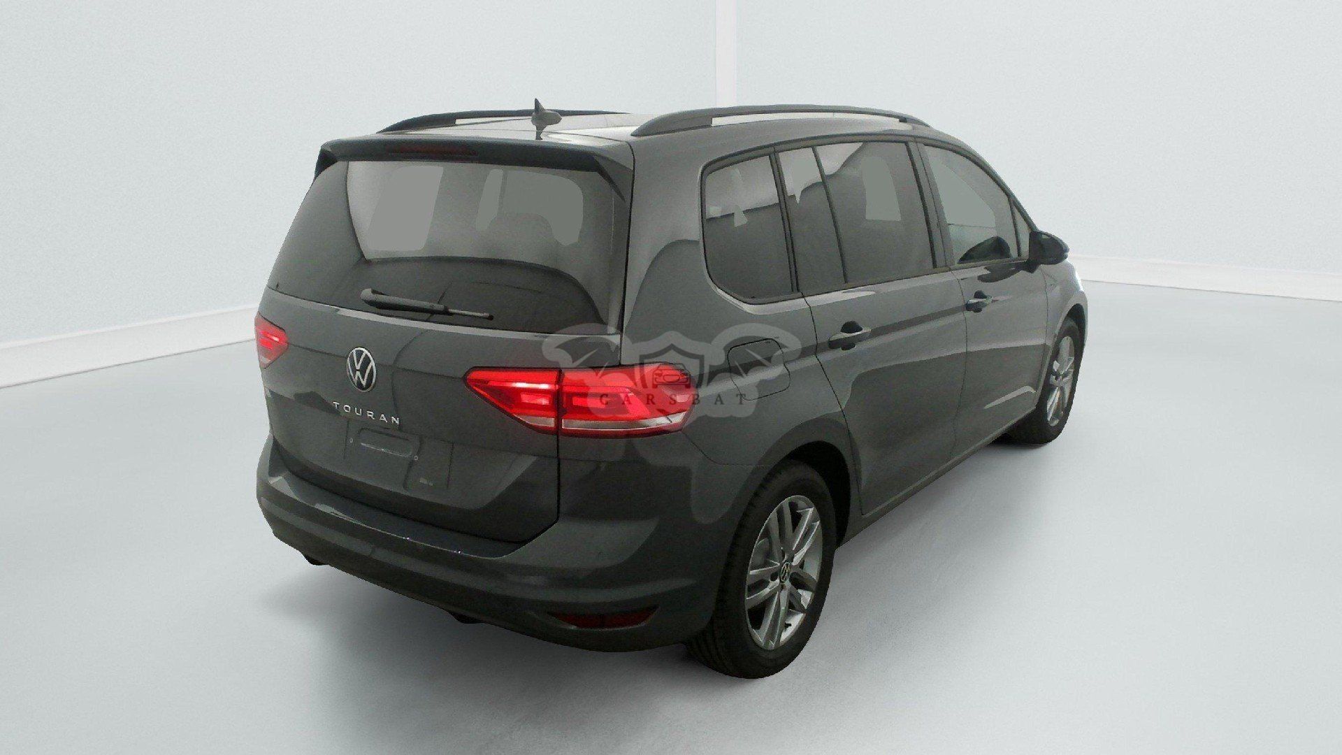 Volkswagen Touran 1.5 TSI 2025