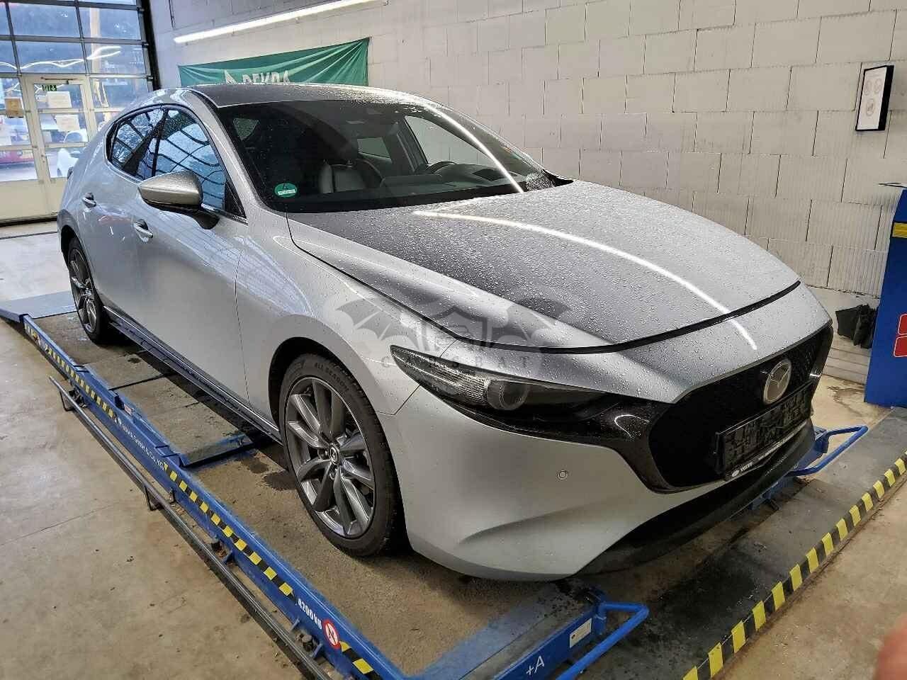 Mazda 3 2.0 Selection 2021