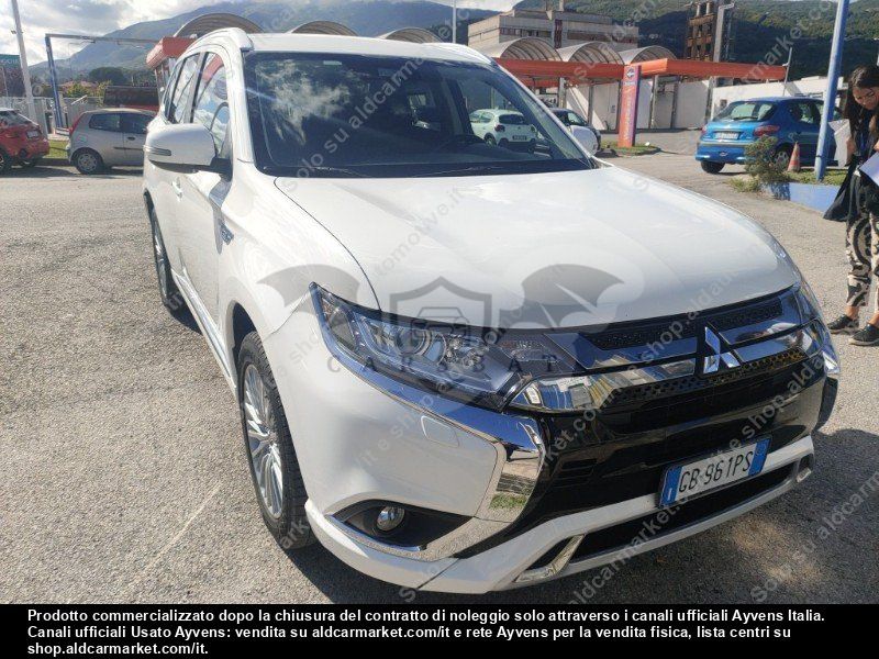 Mitsubishi Outlander 2.4 InStyle 2020